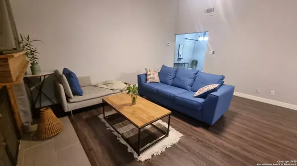 San Antonio, TX 78229,6503 Honey Hill