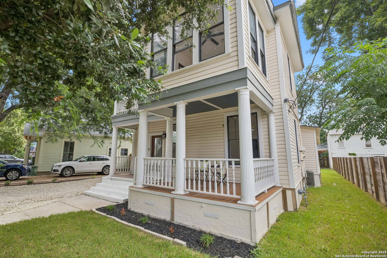 San Antonio, TX 78210,414 mission