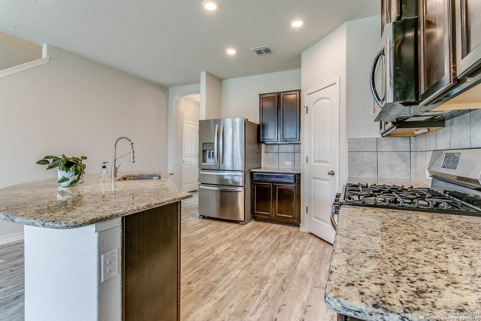 San Antonio, TX 78254,13616 Lindale Spgs