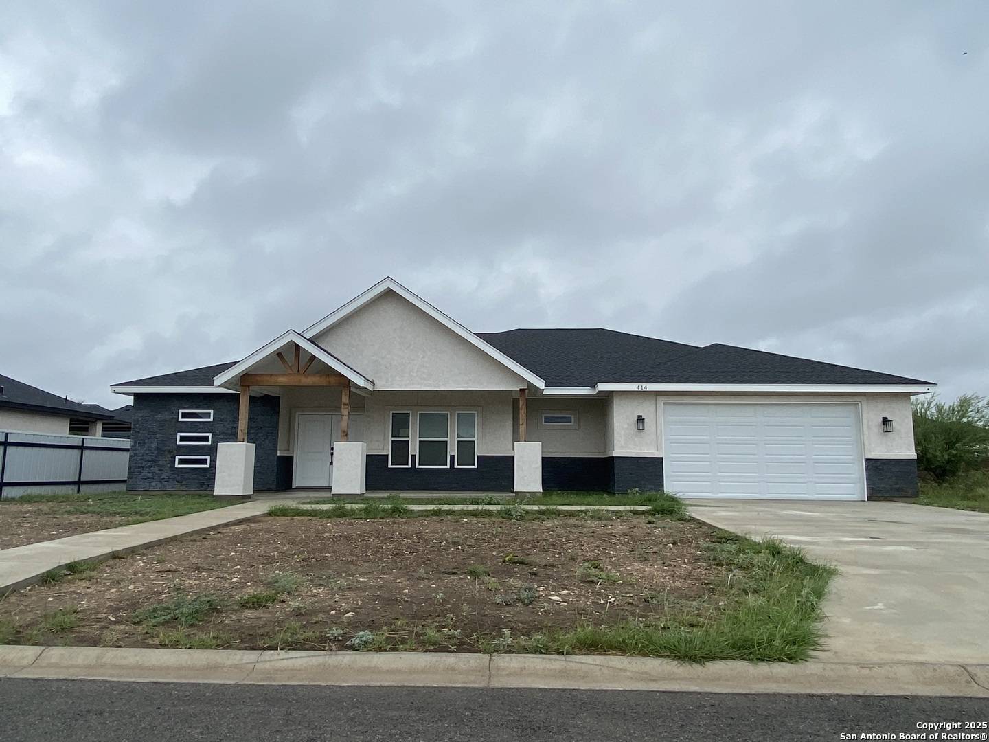 414 Pitaya Lane, Del Rio, TX 78840