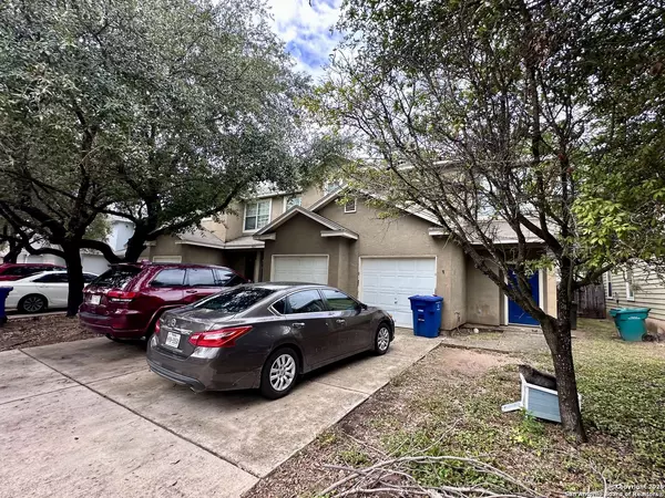 San Antonio, TX 78240,7815 Kingsbury Wood