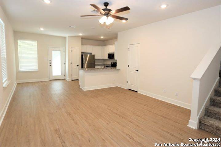 San Antonio, TX 78245-4141,10310 LYNWOOD BR UNIT 101