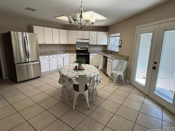 San Antonio, TX 78247,5850 Spring Pebble