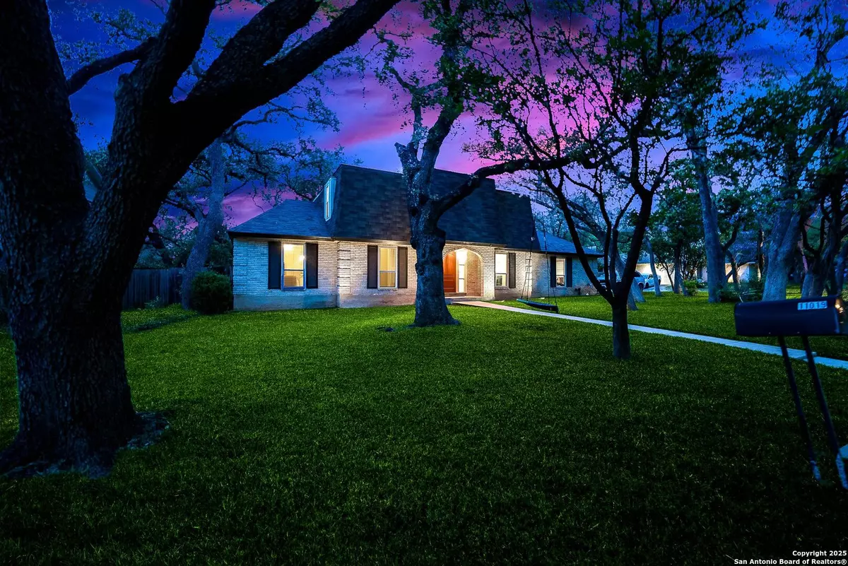 San Antonio, TX 78230,11019 Whisper Hollow St