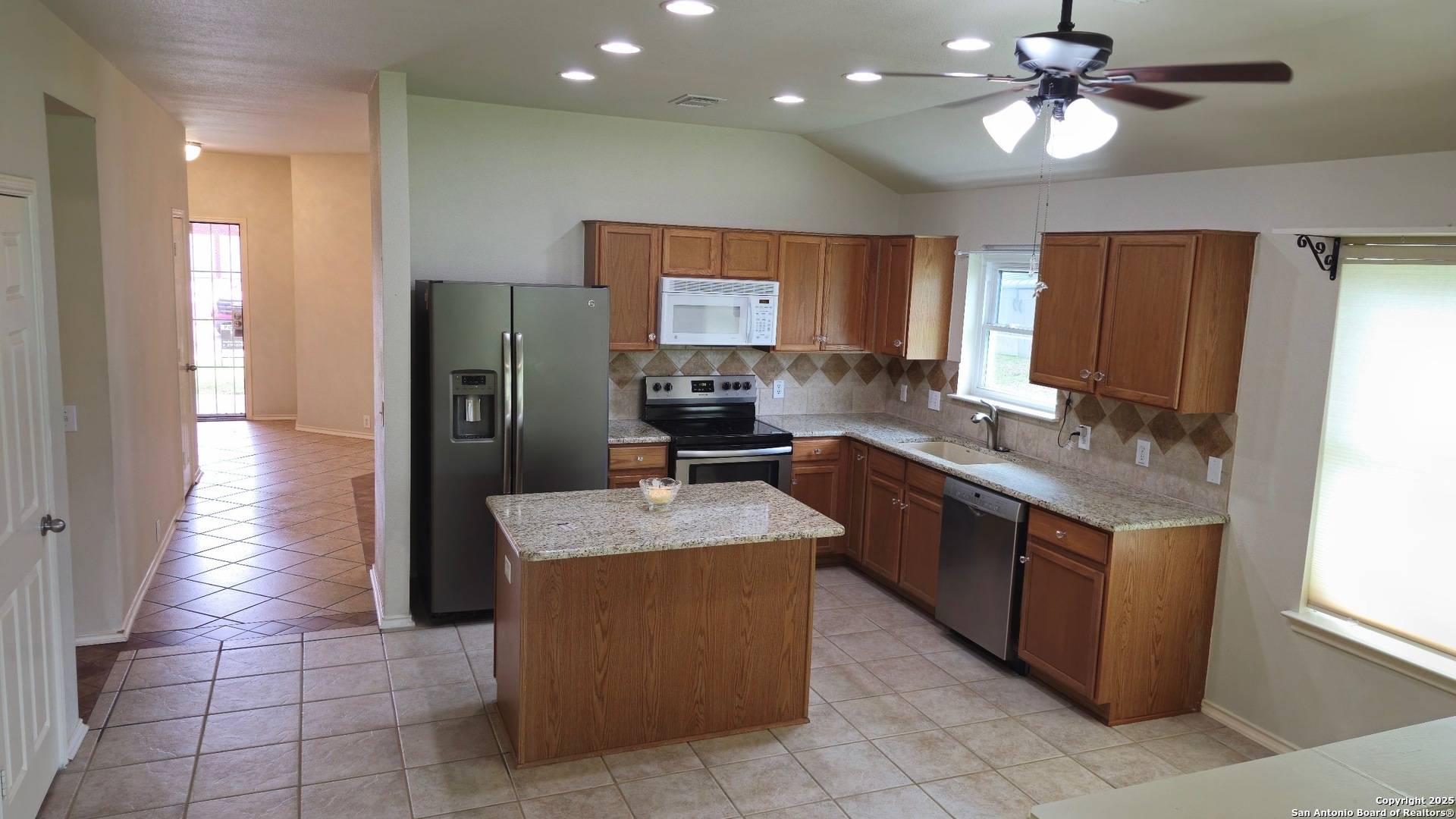 Schertz, TX 78108,5805 Black Diamond