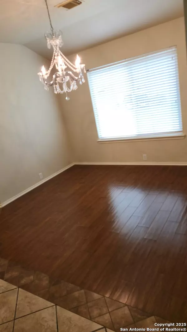 Schertz, TX 78108,5805 Black Diamond