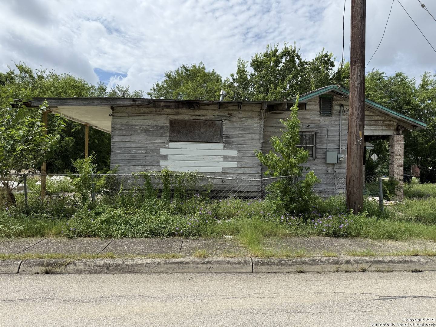 San Antonio, TX 78220,402 Amanda