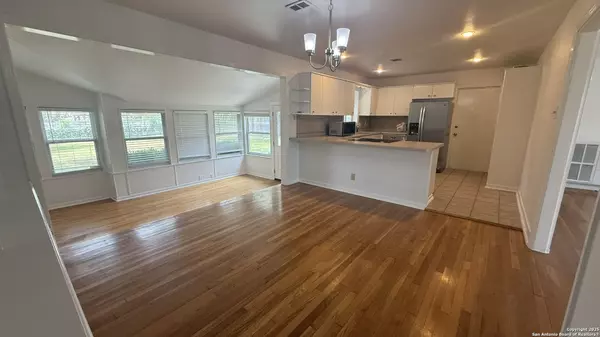 San Antonio, TX 78209,130 blakeley