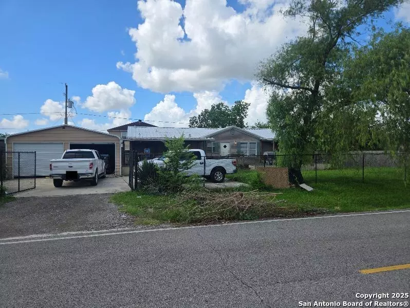 2426 Battlebell, Highlands, TX 77562