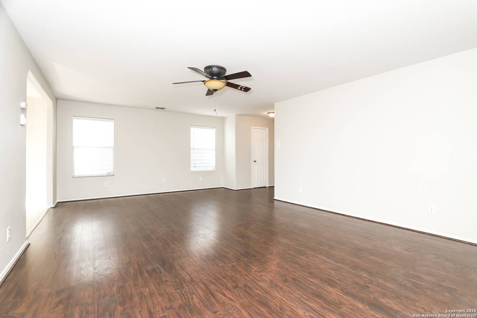 San Antonio, TX 78254,9334 Maple Silver