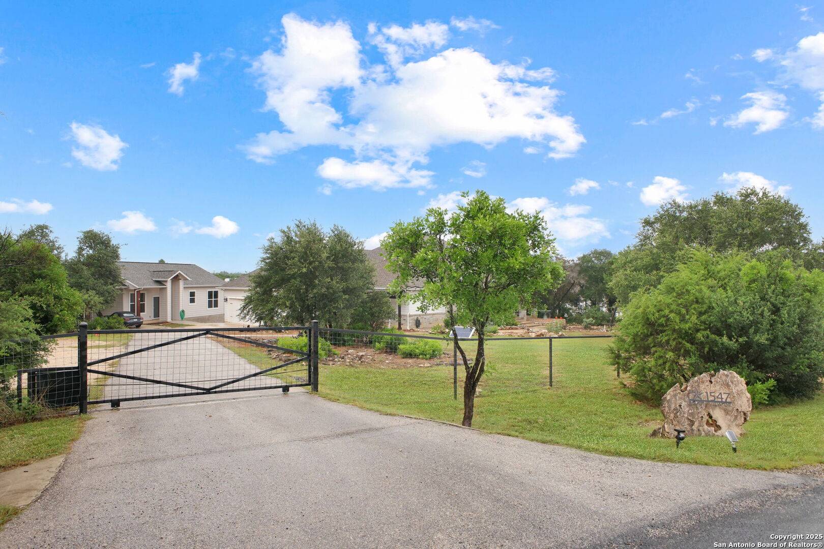 New Braunfels, TX 78132,1547 Moon View