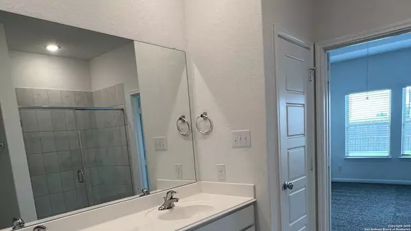 New Braunfels, TX 78130,4294 Winston Way