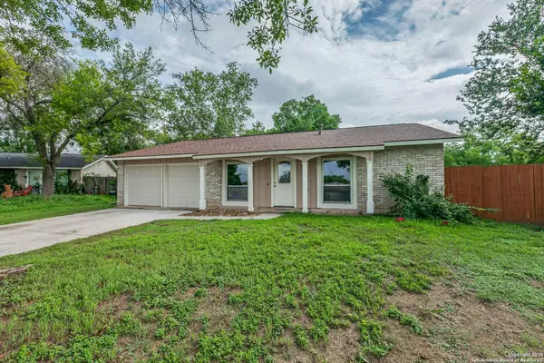 Live Oak, TX 78233,7622 Gnarled Oak