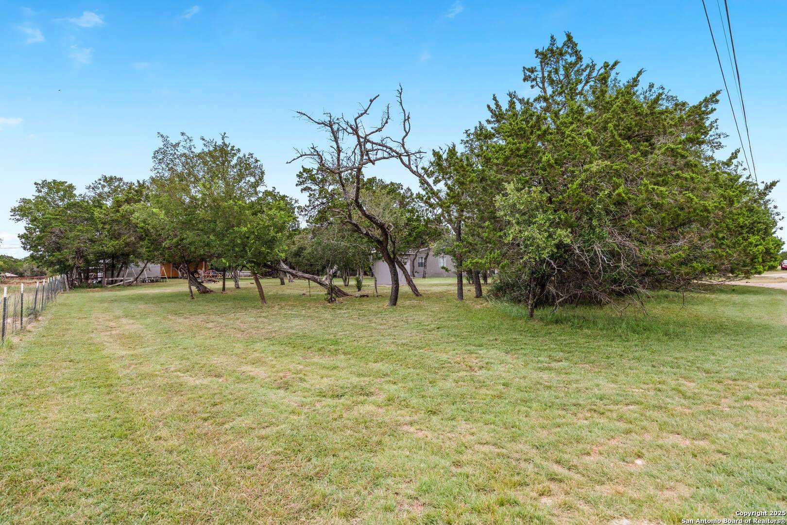 Pipe Creek, TX 78063,193 Mills Lane