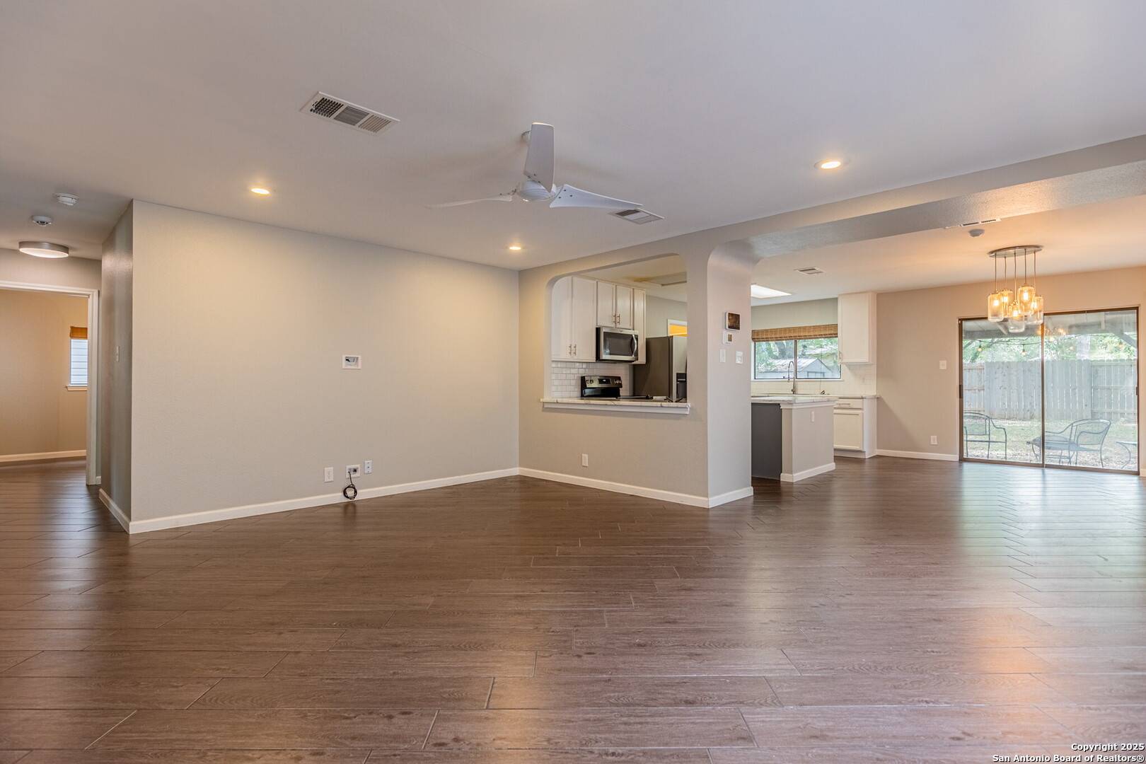 San Antonio, TX 78240,6406 Maverick Oak