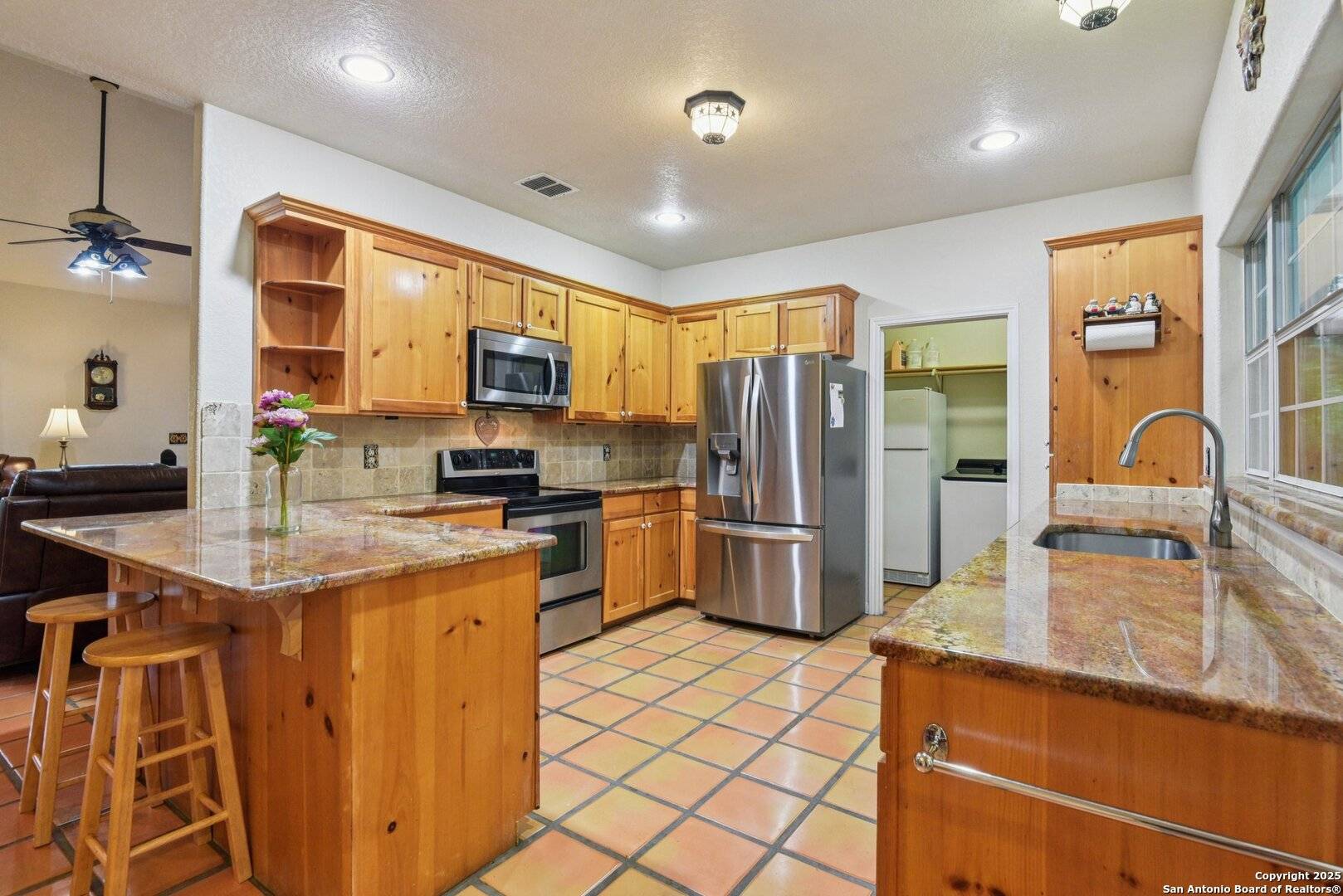Bandera, TX 78003,711 Heinen