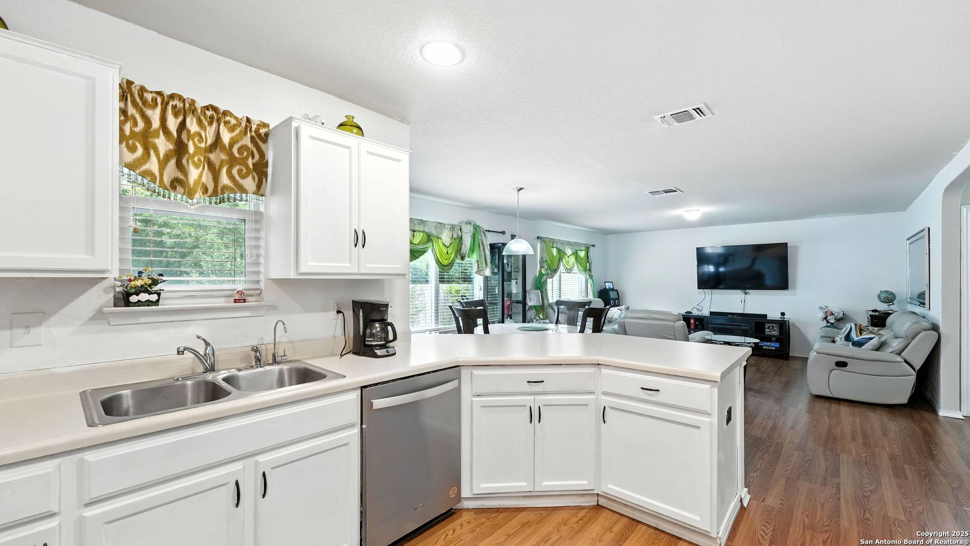 San Antonio, TX 78222,4006 Espada Ledge