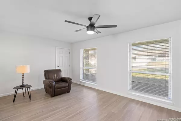 San Antonio, TX 78216-3747,806 NORTHSTAR DR