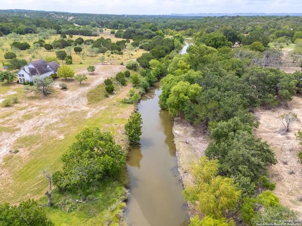 369 Deer Valley, Bandera, TX 78055