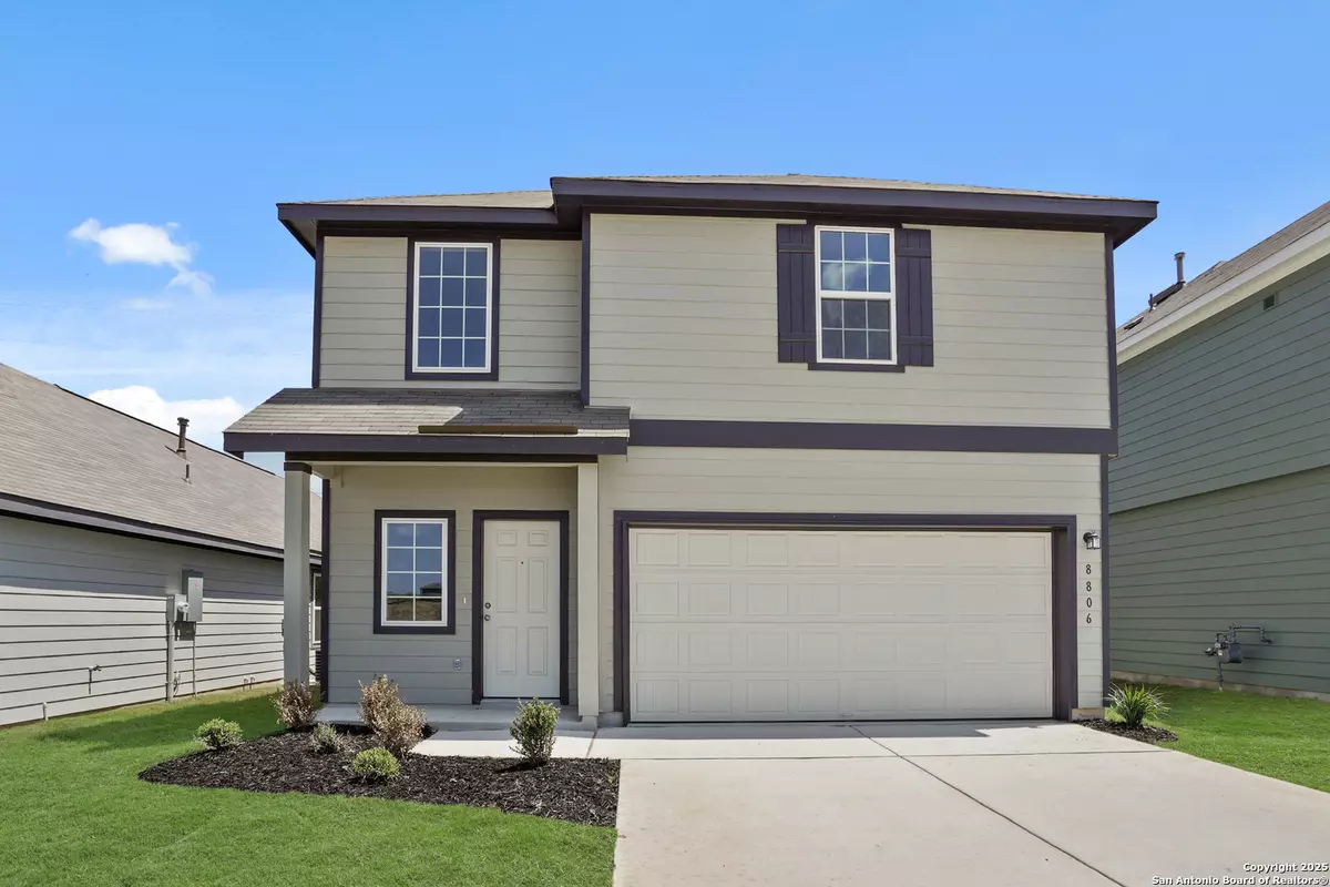 Elmendorf, TX 78112,8806 Black Oak Drive