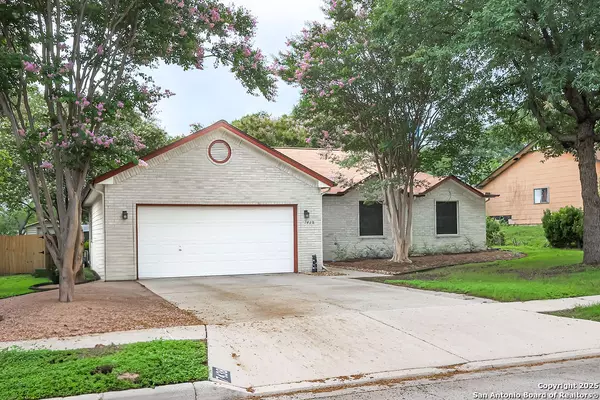 Live Oak, TX 78233,7438 Oak Marsh St.