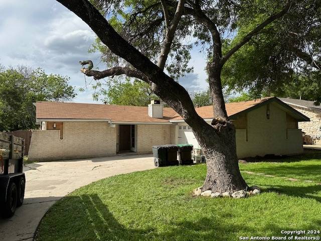 7011 FOREST MOSS ST, San Antonio, TX 78240-3228