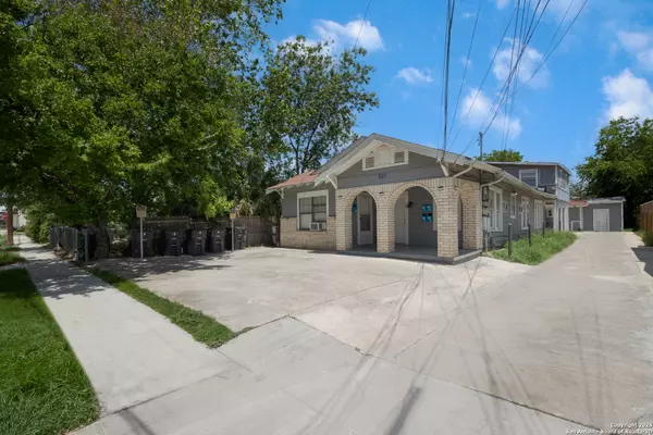 San Antonio, TX 78212,827 Rosewood