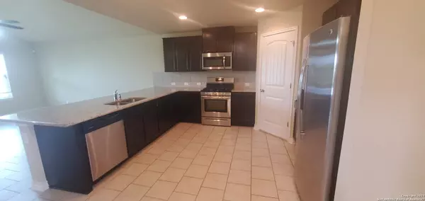 San Antonio, TX 78254,8742 Fischer