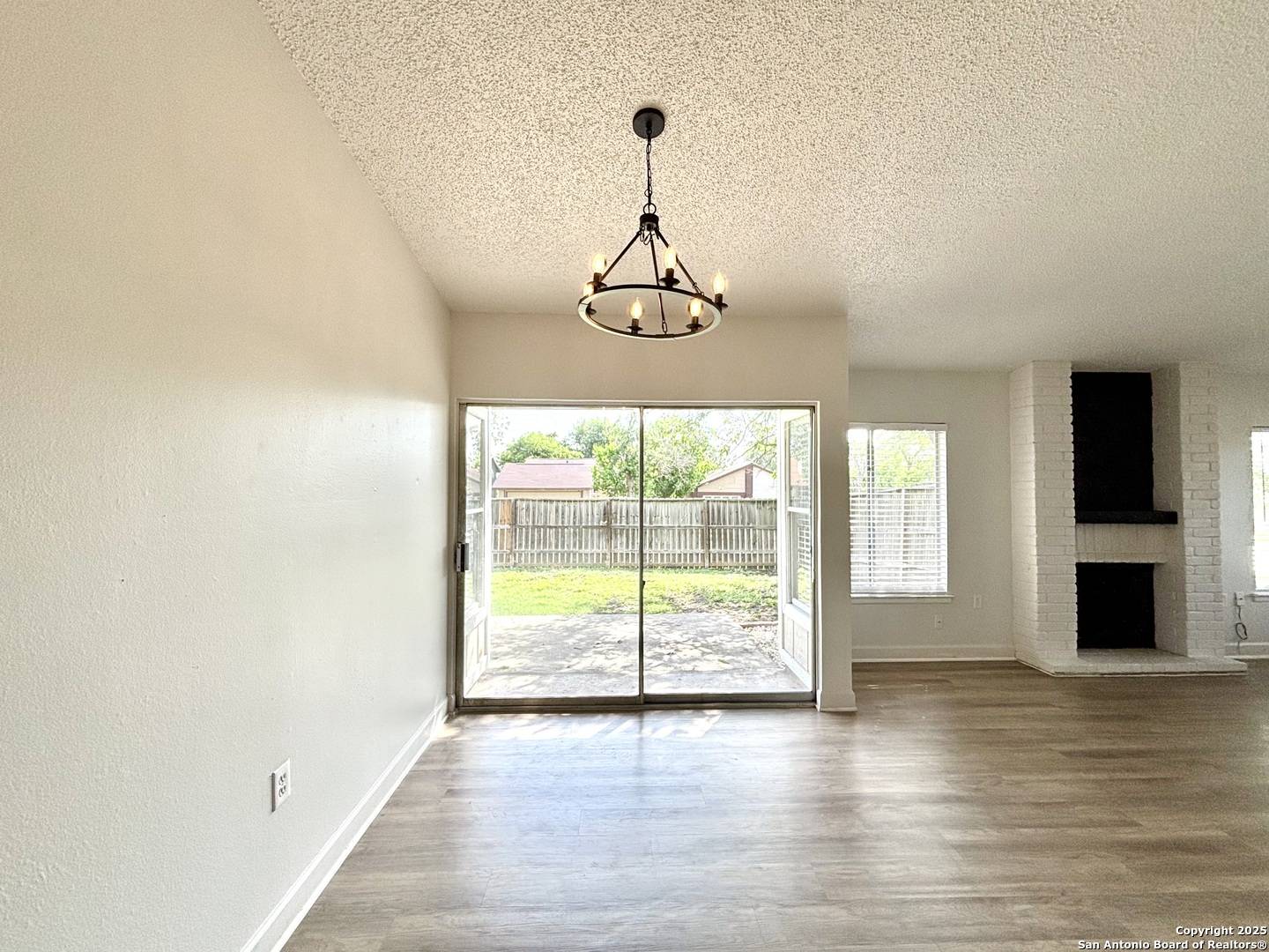 Converse, TX 78109,8417 7th