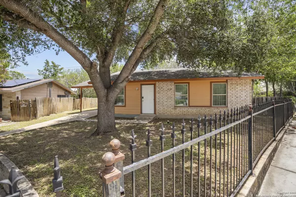 San Antonio, TX 78242,5107 Little Creek