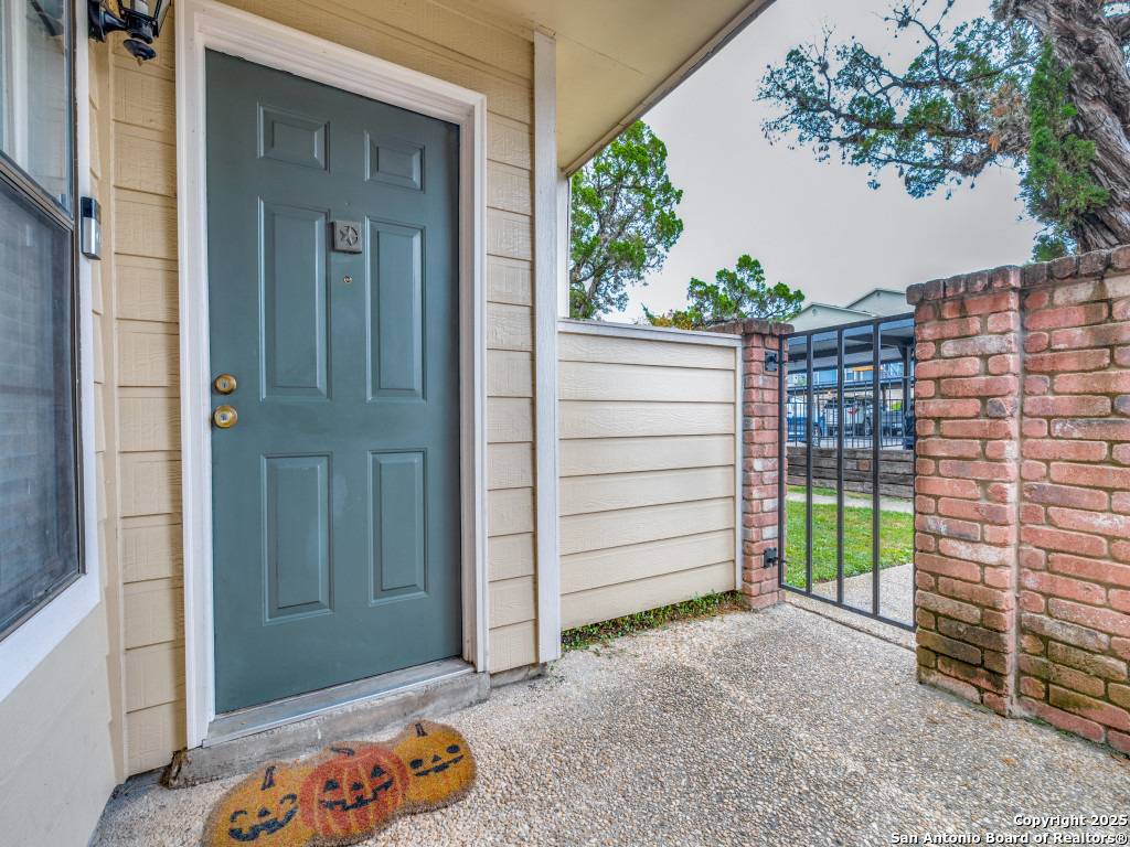 San Antonio, TX 78230,11610 Vance Jackson UNIT 1103