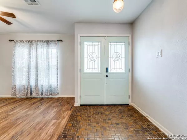 San Antonio, TX 78249,6139 Willowridge