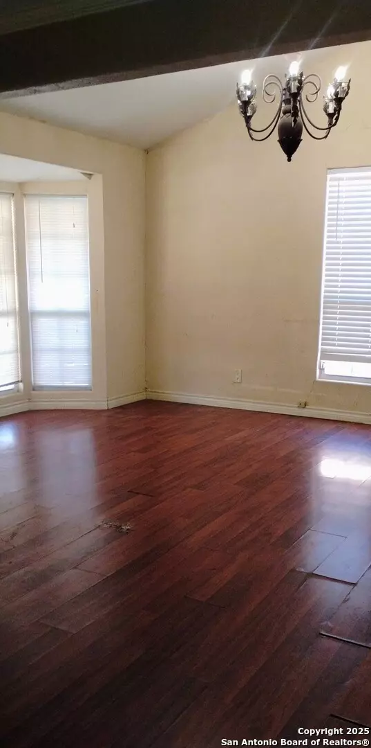 San Antonio, TX 78218,4710 Castle Rose