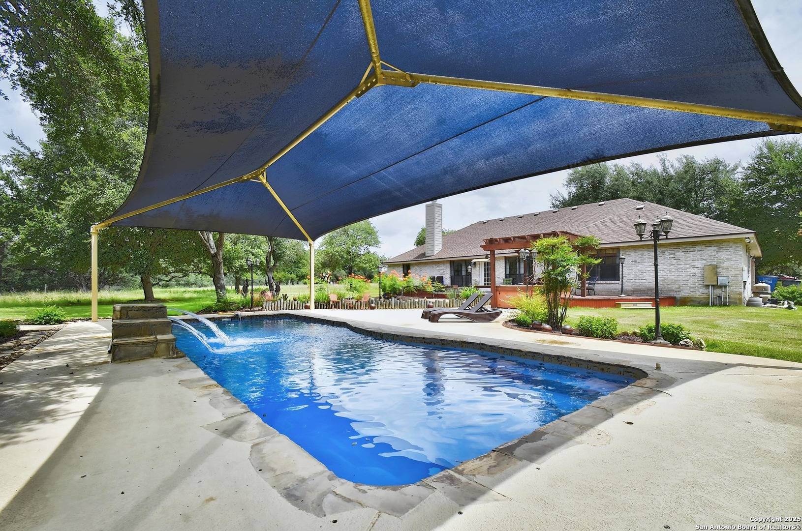 Adkins, TX 78101,1810 Burr Oak