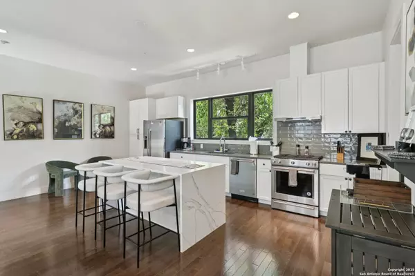 San Antonio, TX 78212,318 W Grayson UNIT 303