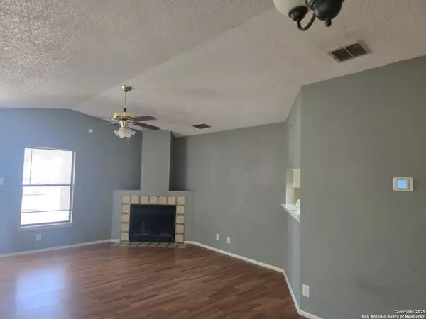 San Antonio, TX 78250,6242 Valley Queen