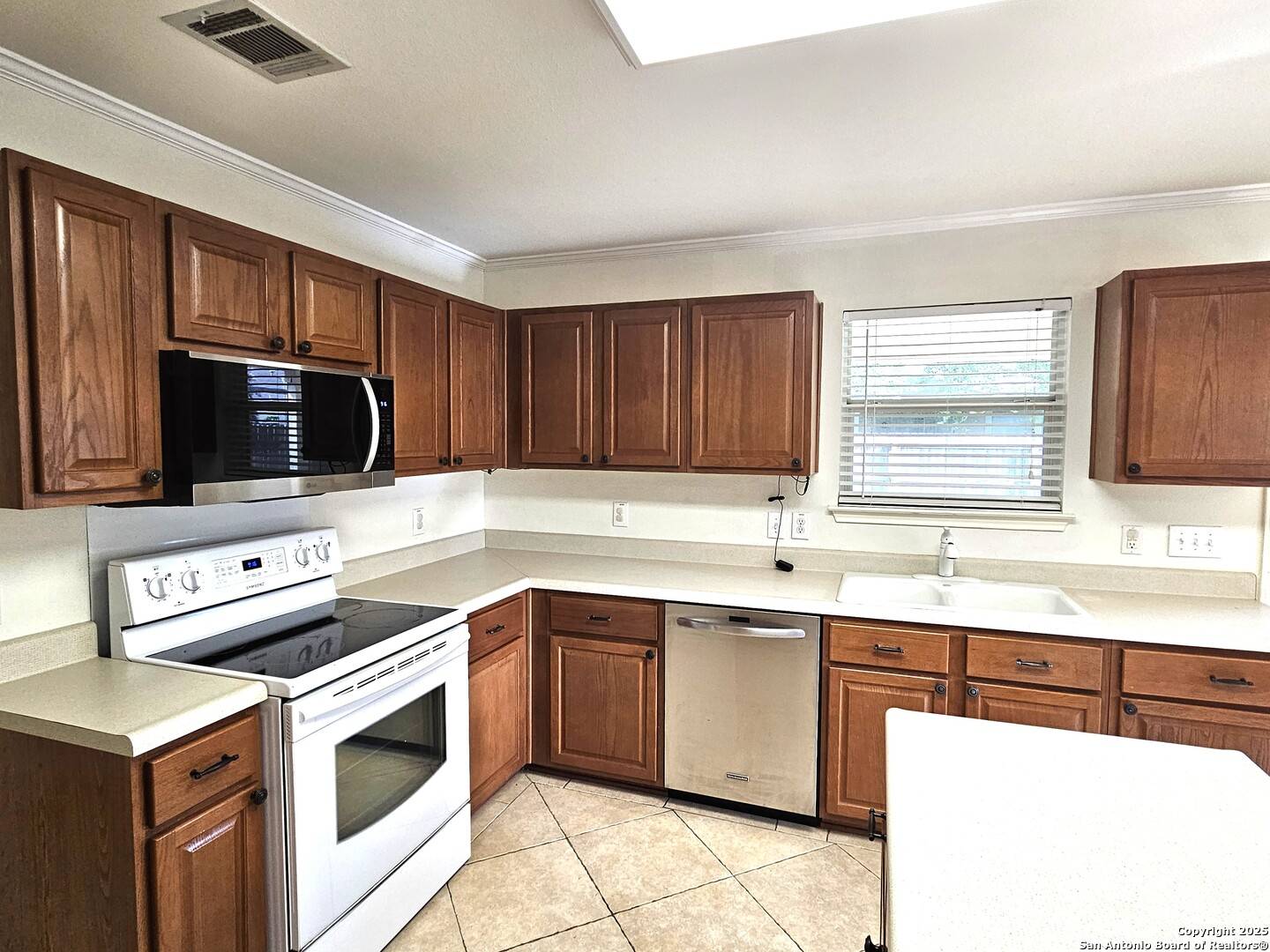 Selma, TX 78154,9119 HAMPTON HILLS