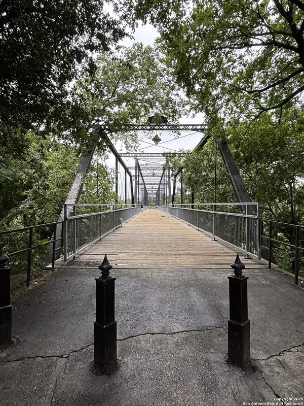 New Braunfels, TX 78130,737 Milestone UNIT # 22A