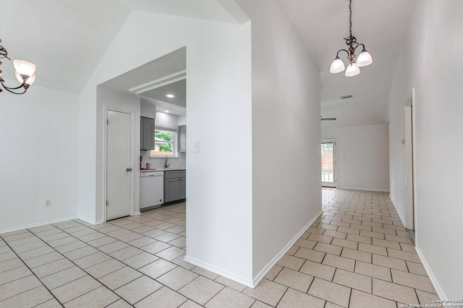 San Antonio, TX 78249,7311 Huntwood