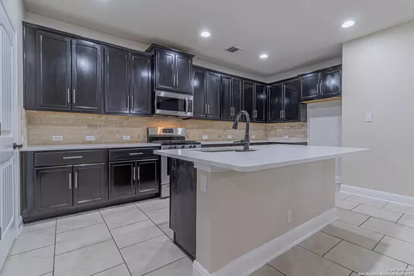 San Antonio, TX 78254,8506 Hamer