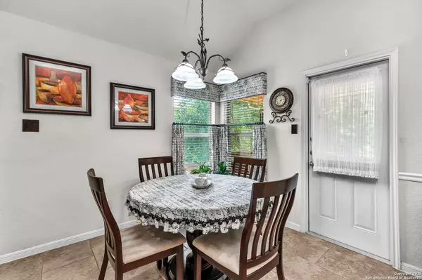 Schertz, TX 78108,5809 Devonwood St