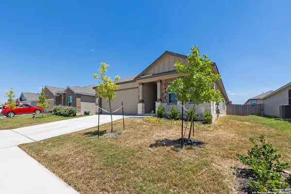 Schertz, TX 78154,12742 St Louis Way