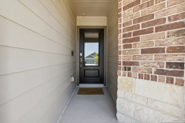 Schertz, TX 78154,12742 St Louis Way