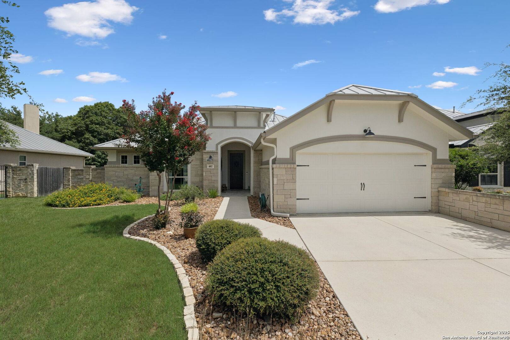 402 Knoll Springs, Boerne, TX 78006