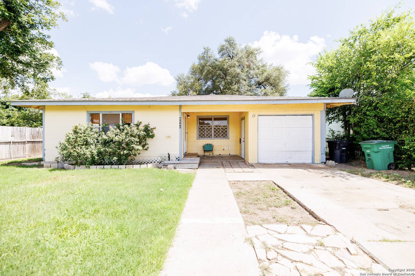 4542 lord, San Antonio, TX 78220