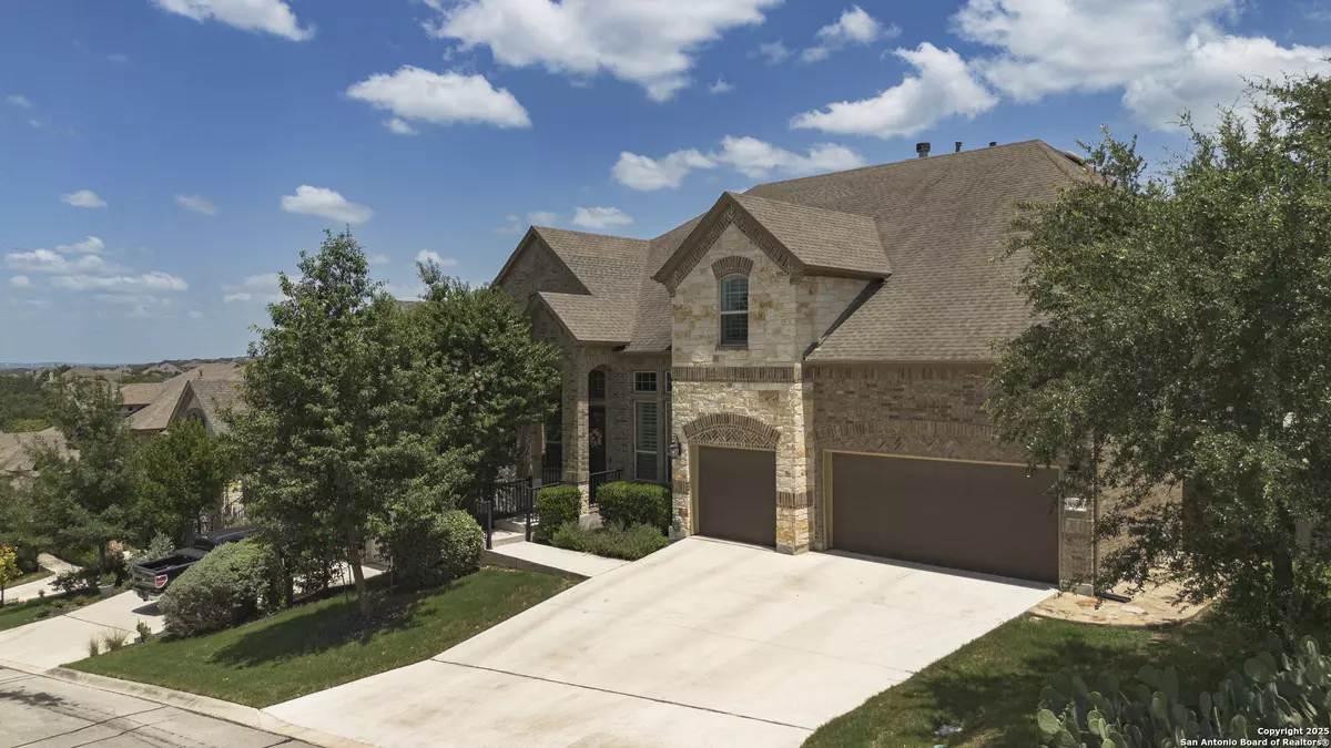 Boerne, TX 78015,8918 Irving