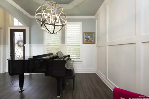 Boerne, TX 78015,8918 Irving