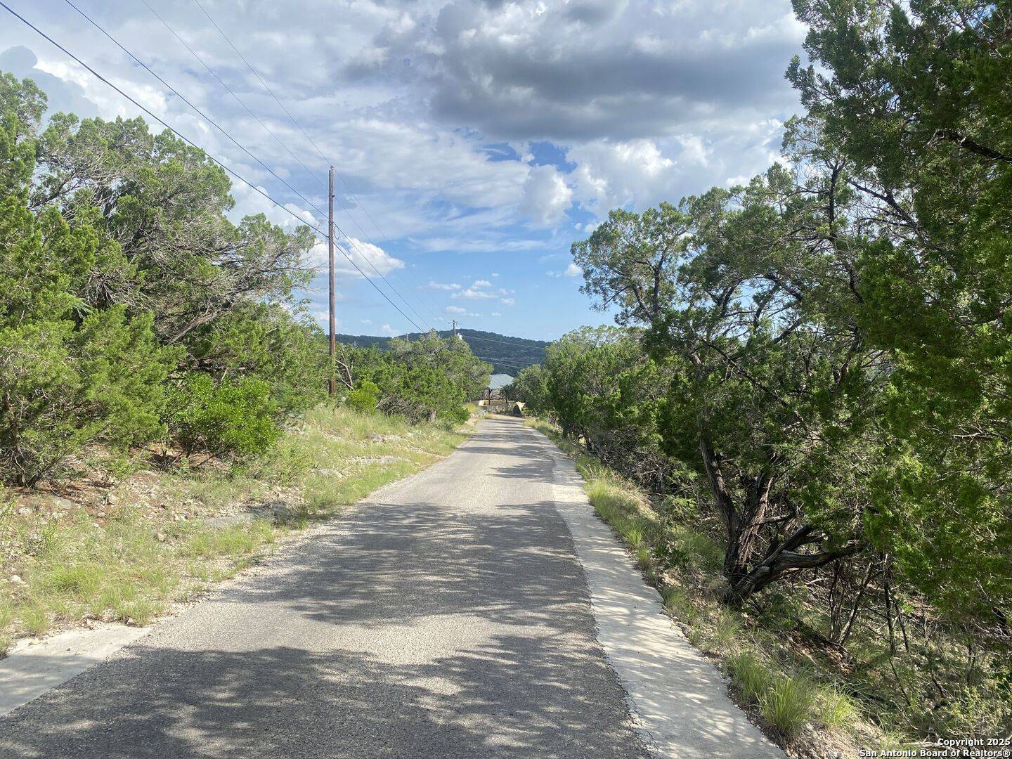 Concan, TX 78838,000 Cat Claw Mtn