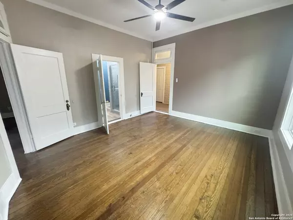 San Antonio, TX 78212,713 Euclid Ave UNIT 102