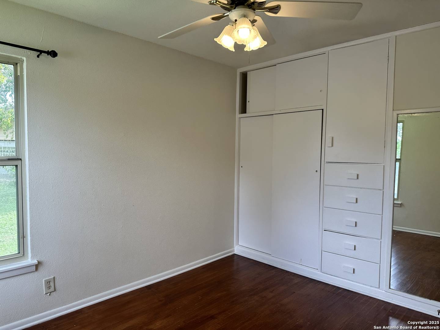 San Antonio, TX 78213,402 Pilgrim